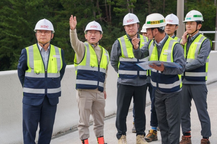 HDC현대산업개발, 포항-영덕 고속도로 현장 점검… “겨울철 안전 최우선”