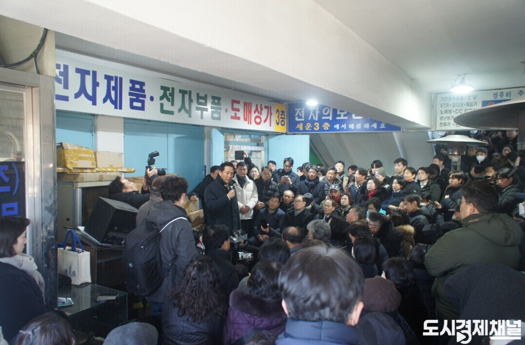 [기자수첩]세운4지구 재개발 논의 위한 3자협의체 늦출 이유 없다