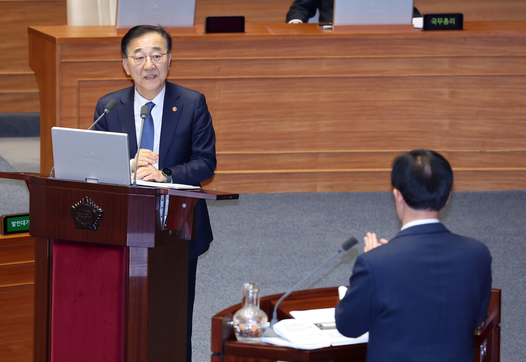 1.29공급정책, 문재인 8.4대책 재탕 지적…국토장관 "일리 있다"