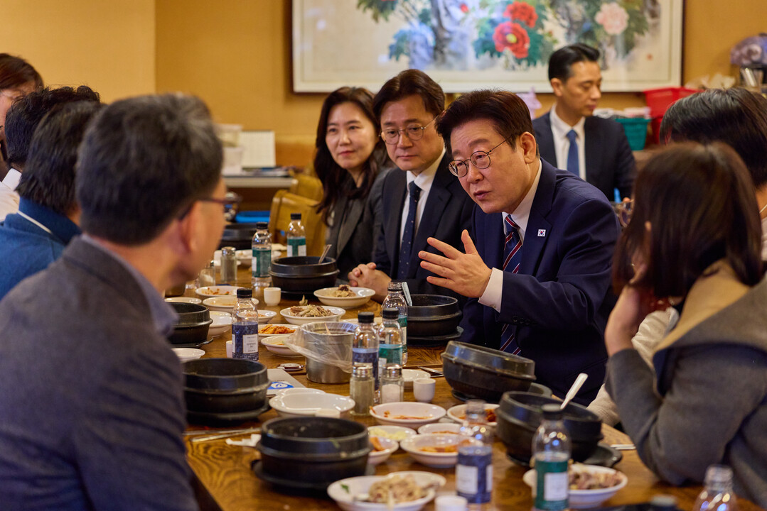 설 연휴 마지막 날까지…李 대통령·야당, 다주택자 문제 놓고 정면 충돌