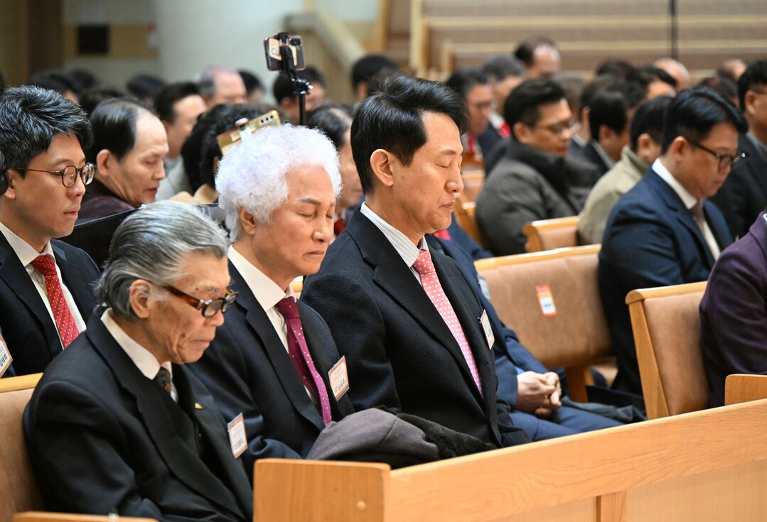 오세훈 서울시장, 신년기도회 참석…시민 안녕과 화합 기원