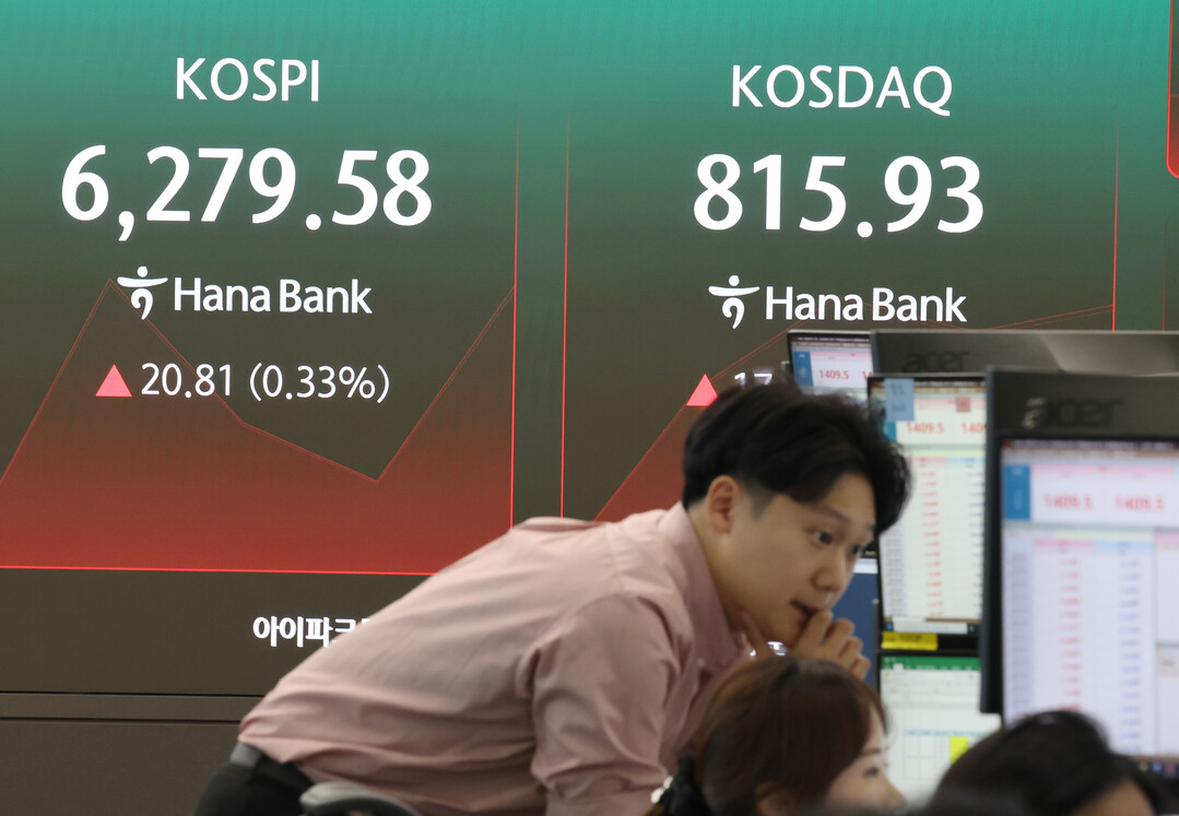 ‘상장폐지 강화’ 한 달, 상장사 7.4% 시총 미달·7.8% ‘동전주’