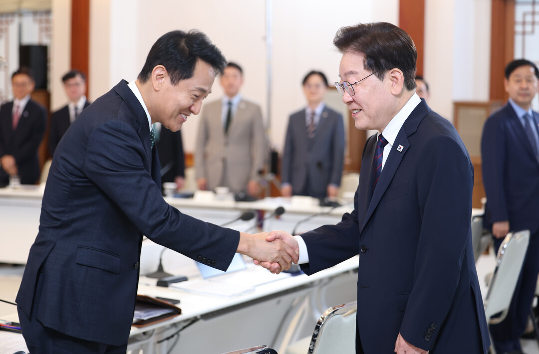 오세훈, “서울시장으로서 자괴감 느껴”…정부·여당에 ‘오세훈 힘 빼기’ 직격
