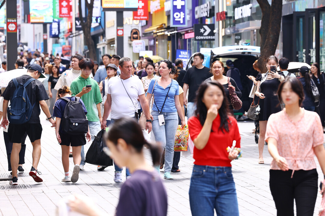 서울 명동 거리. [사진=연합뉴스]