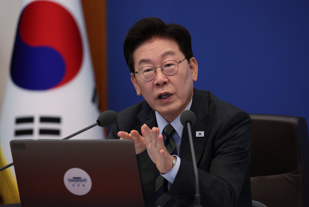 李 대통령, “관행·절차에 얽매이지 말고 공급 전격전 펼쳐라”